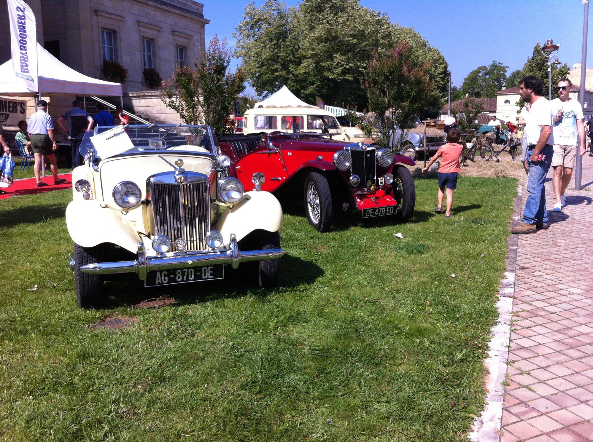 salon-autos-motos-tracteurs-anciens-a-bazas-2016-07-31.jpg